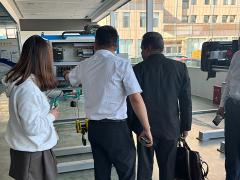 Dejun Client Factory Tour