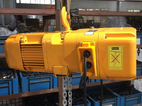 Chain Hoist With Fixed Type