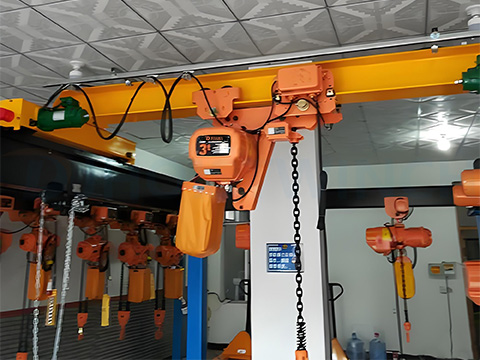 Electric chain hoist with trolley