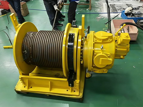 Pneumatic Winch With Wire Rope