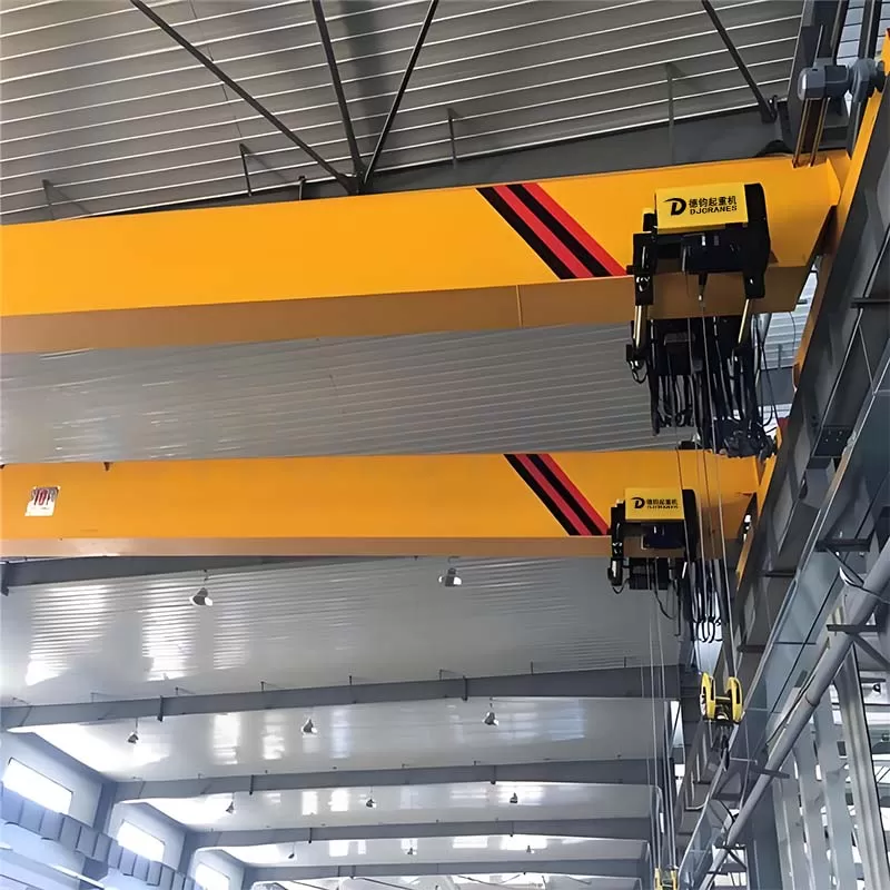 European Wire Rope Hoist On Overhead Crane